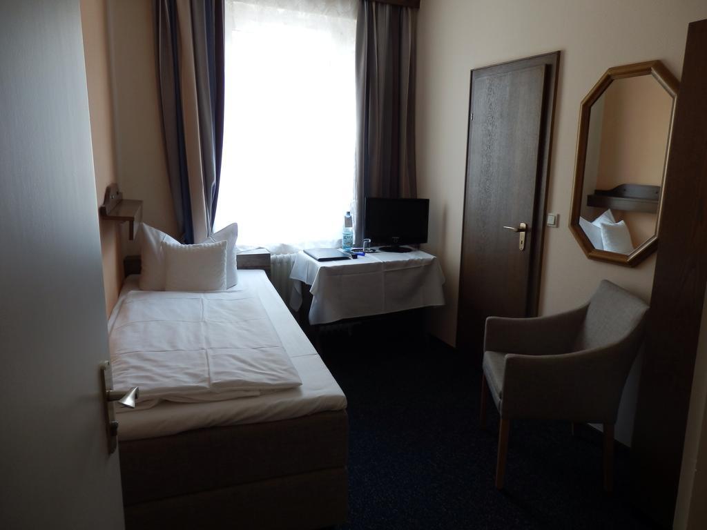 Hotel Rheinischer Hof Bad Breisig Δωμάτιο φωτογραφία